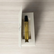 Load image into Gallery viewer, Unisex Rollerball Perfume, 15ml – Gender Neutral Fragrance Oils