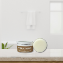 Load image into Gallery viewer, Coconut Conditioner Bar