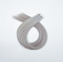 Load image into Gallery viewer, Narcia Remy Siberian - Tape - 18" (40 pieces)