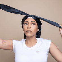 Load image into Gallery viewer, Dosso Satin Braid Bonnet