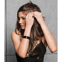 Load image into Gallery viewer, Hairdo 22" 4-Piece Straight Fineline Extension Kit
