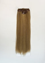 Load image into Gallery viewer, VIP Clip Extensions / Silky Straight 18" (140 g) - ClipeX System
