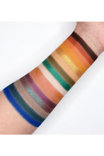 Load image into Gallery viewer, CL01 Chroma Eyeshadow Palette
