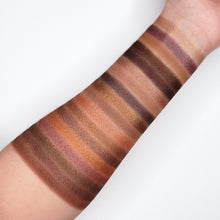 Load image into Gallery viewer, JAVA EYESHADOW PALETTE 35J
