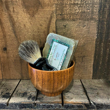 Load image into Gallery viewer, Men's Shaving Sets in Black/Datewood
