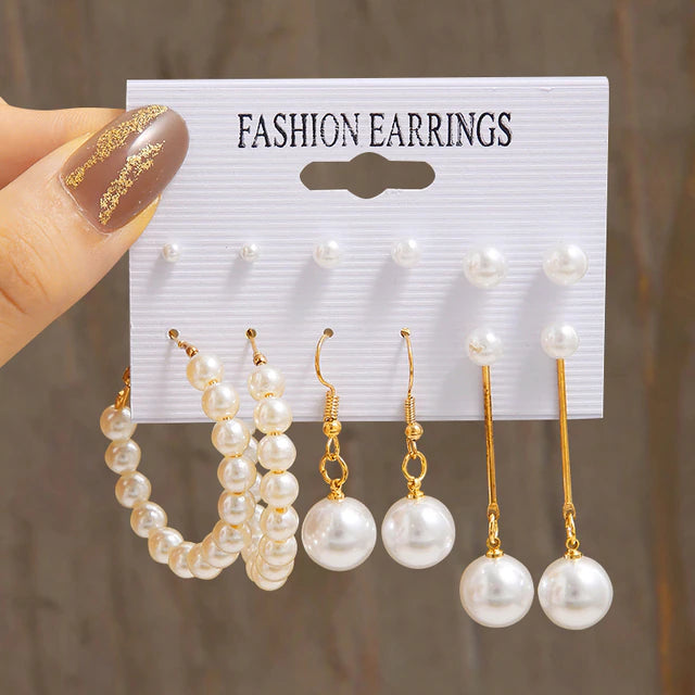 Fashion Earrings - Gold w/ Pearls