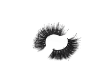 Load image into Gallery viewer, VIP 5D Mink Eyelashes, Classic &amp; 25 mm
