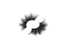 Load image into Gallery viewer, VIP 5D Mink Eyelashes, Classic &amp; 25 mm
